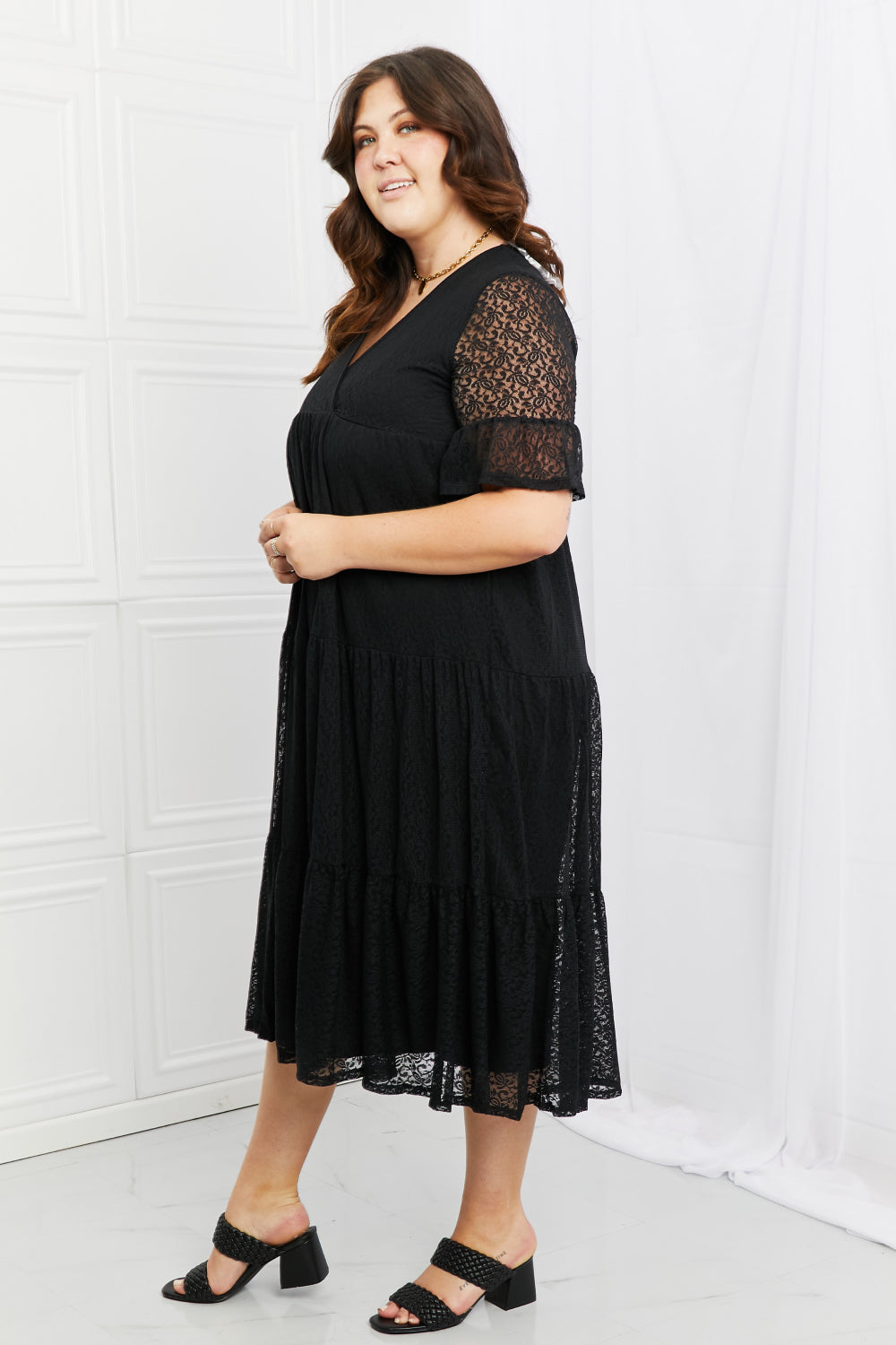 plus size black lace tiered dress with sleeves